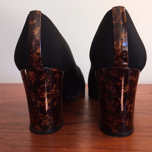 Stuart Weitzman Vintage Tortoise Block Heels - Picture 2 of 4